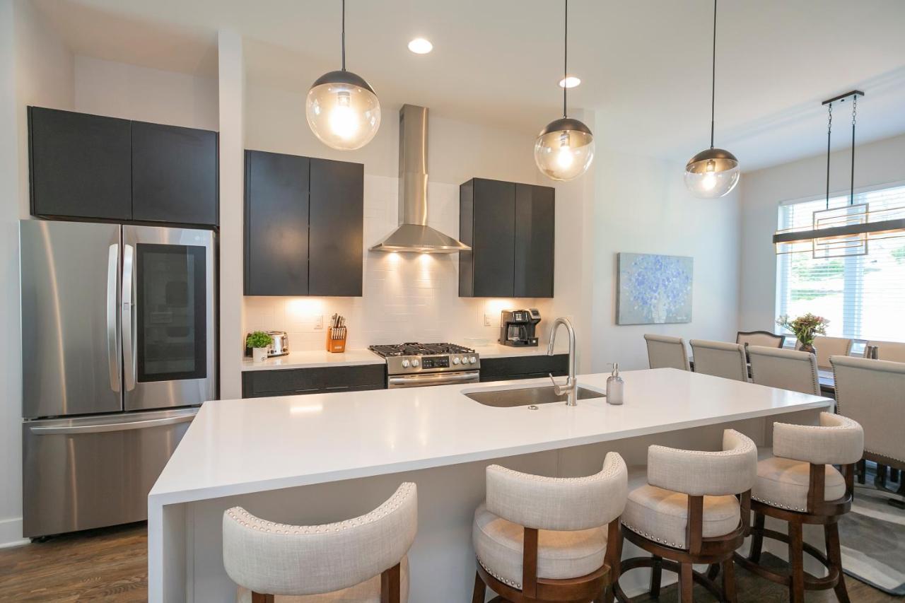 Luxury Townhome Skyline Views Mins To Dt Нэшвилл Экстерьер фото