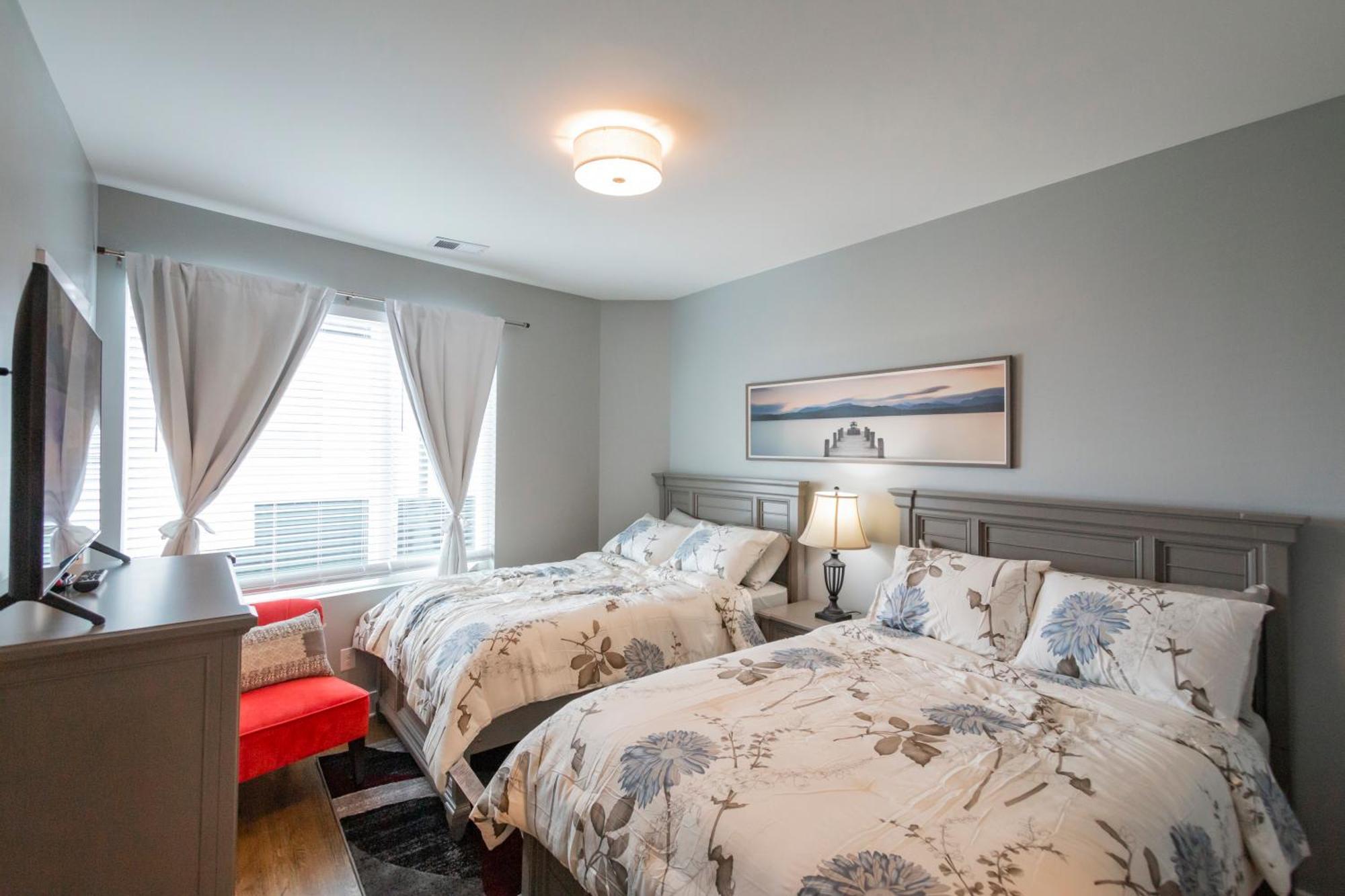 Luxury Townhome Skyline Views Mins To Dt Нэшвилл Экстерьер фото